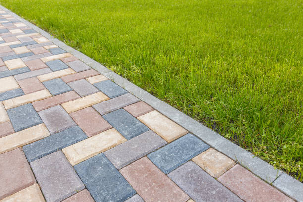 Best Professional Driveway Pavers  in Gulfport, FL